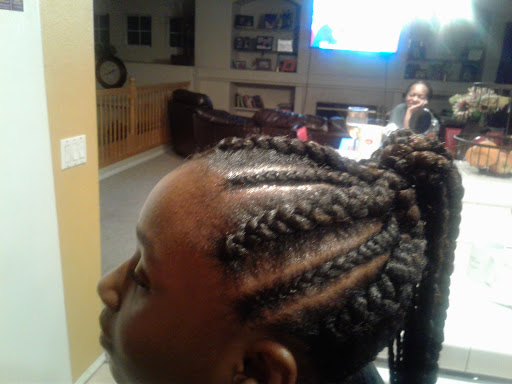 Lala mobile hair and braiding services