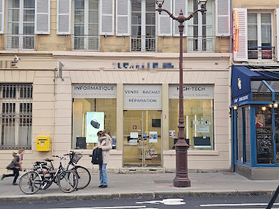 KEYDATA Versailles à Versailles