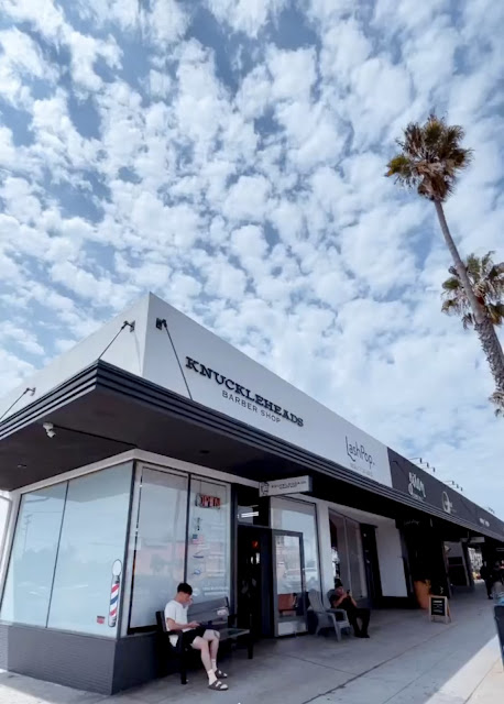 Knuckleheads Barbershop