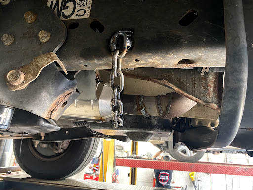 Auto Repair Shop «Discount Mufflers & Custom Exhaust», reviews and photos, 3560 Dickerson Pike, Nashville, TN 37207, USA