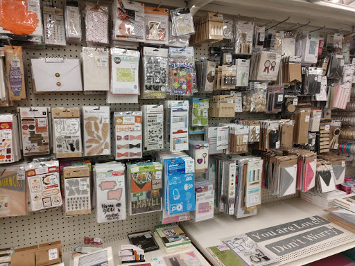 Home Goods Store «Tuesday Morning», reviews and photos, 1700 Dallas Hwy #166, Waxahachie, TX 75165, USA