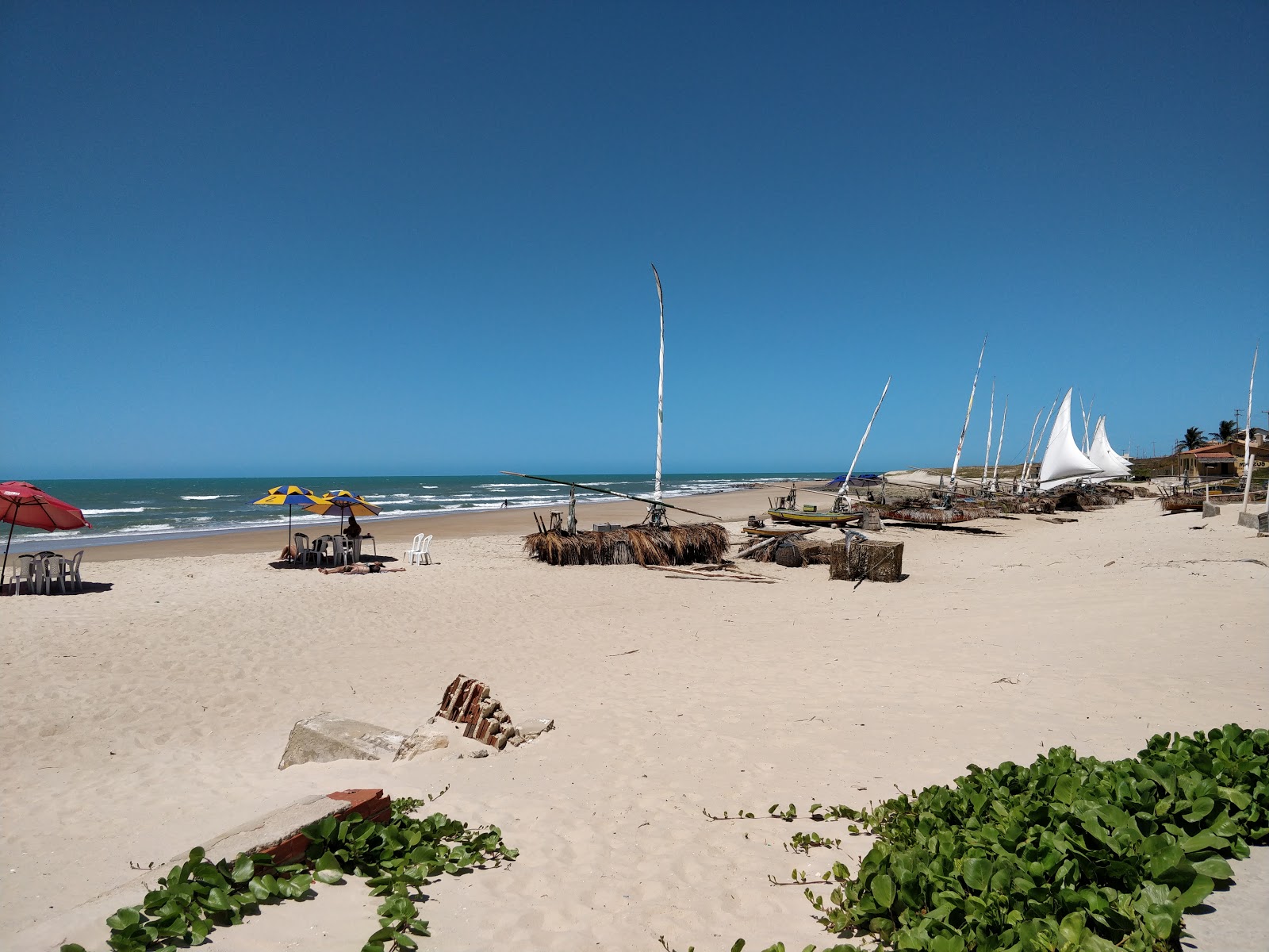 Photo de Praia do Uruau avec l'eau cristalline de surface