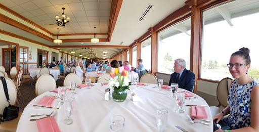 Country Club «North Shore Country Club», reviews and photos, 3100 W Country Club Dr, Mequon, WI 53092, USA