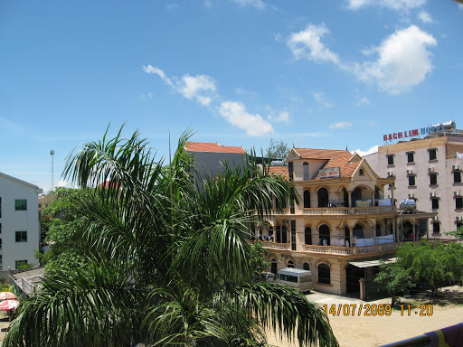 Khách Sạn Bạch Lim