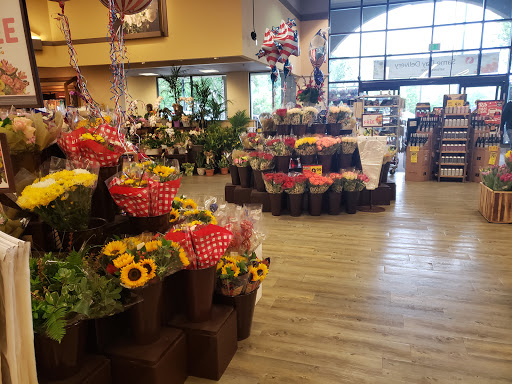 Grocery Store «Safeway», reviews and photos, 20685 SW Roy Rogers Rd, Sherwood, OR 97140, USA
