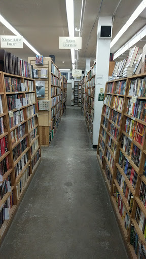 Book Store «Half Price Books», reviews and photos, 5017 Excelsior Blvd, St Louis Park, MN 55416, USA