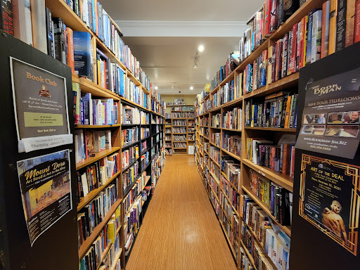 Book Store «Barrel of Books and Games», reviews and photos, 128 W 4th Ave, Mt Dora, FL 32757, USA