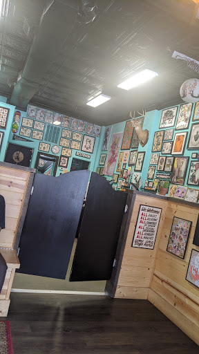 Tattoo Shop «Black Rabbit Tattoo», reviews and photos, 17 N Belmont Ave, Richmond, VA 23221, USA