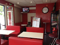Atmosphère du Pizzeria Pizza Choa (changement de propriétaire 05/01/2023) à Solliès-Pont - n°2