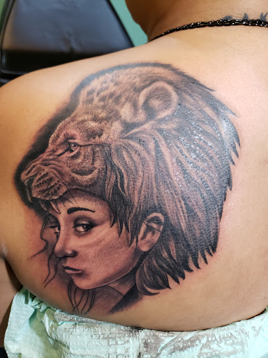 Tattoo Shop «Envy Skin Gallery», reviews and photos, 1528 Bethel Rd, Columbus, OH 43220, USA