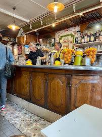 Atmosphère du Restaurant Le Bar Fleuri à Paris - n°2