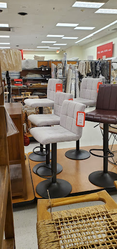 Department Store «T.J. Maxx», reviews and photos, 1334 Park St, Stoughton, MA 02072, USA