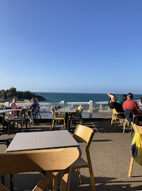 Atmosphère du Restaurant Café de la Plage à Saint-Quay-Portrieux - n°4