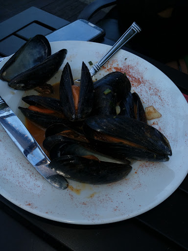 Soul Food Restaurant «Celebrations on Market», reviews and photos, 340 S Market St, Wilmington, DE 19801, USA