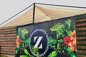 Z garden Bar image