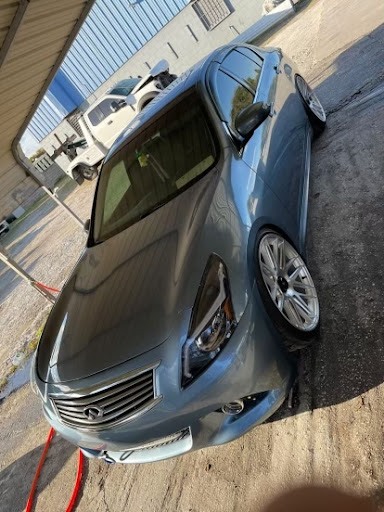 Auto Body Shop «Le Chateau Body Shop», reviews and photos, 6066 Hoffner Ave, Orlando, FL 32822, USA