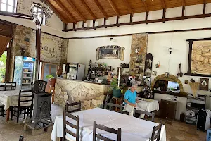 Taverna Lazaro image