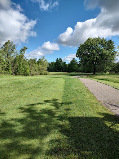 Golf Course «Hudson Mills Metropark Golf Course», reviews and photos, 4800 Dexter-Pinckney Rd, Dexter, MI 48130, USA