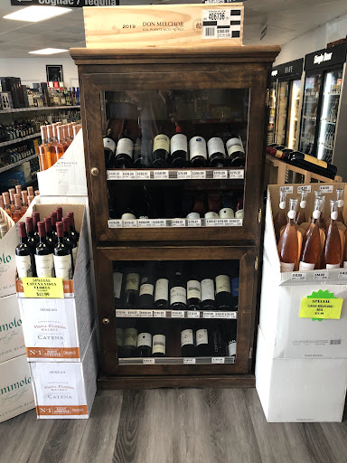 Liquor Store «Miami Beach Liquors», reviews and photos, 814 Alton Rd, Miami Beach, FL 33139, USA