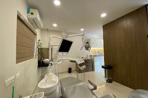 Flora Medicare Multispeciality Clinic | Dental clinic in Paravur | Skin care | Physician | ENT | Cosmetology | Laboratory image