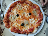 Pizza du Pizzeria Le Petit Rocher à Grenoble - n°12