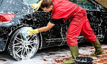 Mr. Mobile Car Clean - We Clean/Shampoo your car at your house!