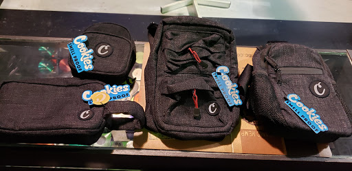 Tobacco Shop «Good Times Tobacco», reviews and photos, 121 E Nolana Ave, McAllen, TX 78504, USA