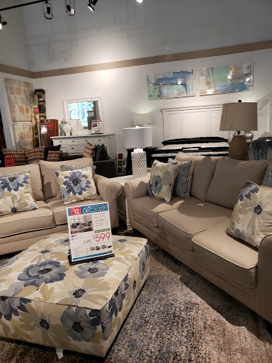 Furniture Store «Rooms To Go & Rooms To Go Kids Furniture Store - Sawgrass Mills (Plantation)», reviews and photos, 1905 N Flamingo Rd, Plantation, FL 33323, USA