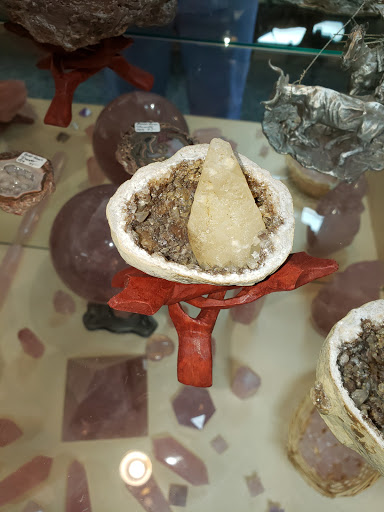 Rock Shop «Prospectors Crystals, Rocks & Gift Shop», reviews and photos, 1640 Gravois Rd, High Ridge, MO 63049, USA