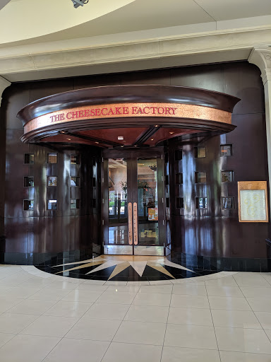 Shopping Mall «Kenwood Towne Centre», reviews and photos, 7875 Montgomery Rd, Cincinnati, OH 45236, USA