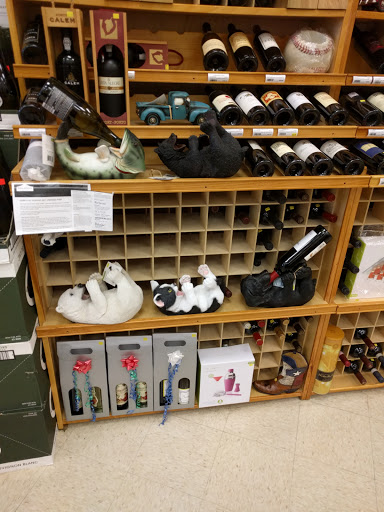 Liquor Store «Burlington Wine and Spirits», reviews and photos, 43 Middlesex Turnpike, Burlington, MA 01803, USA