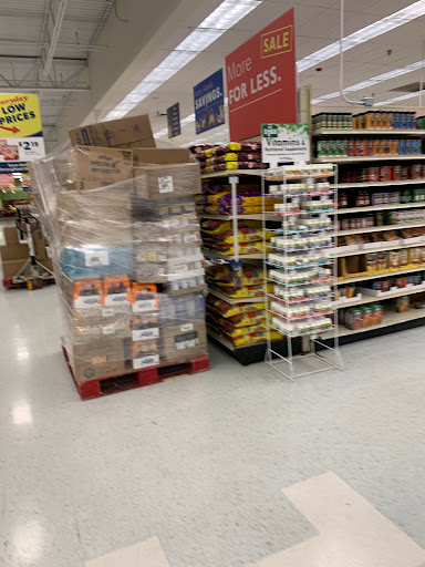 Grocery Store «Family Fare Supermarket», reviews and photos, 7402 N 30th St, Omaha, NE 68112, USA