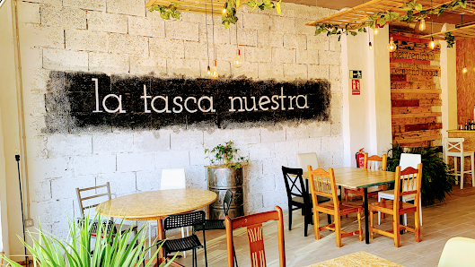 Restaurante la tasca nuestra C. Rosalía de Castro, 23, 38611 San Isidro, Santa Cruz de Tenerife, España