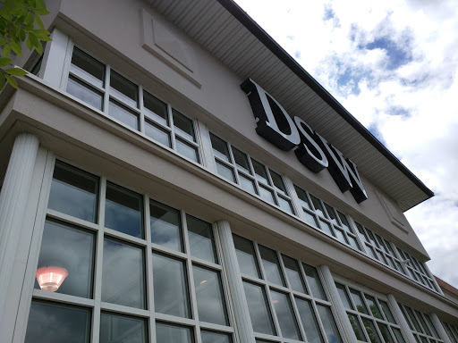 Shoe Store «DSW Designer Shoe Warehouse», reviews and photos, 427 Crossroads Blvd, Cary, NC 27518, USA