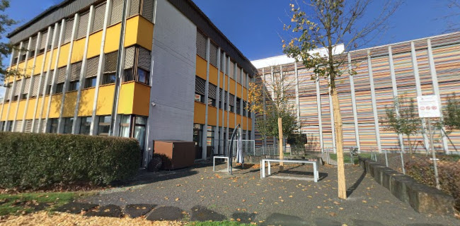 Rezensionen über Schulhaus Hagendorn in Zug - Schule