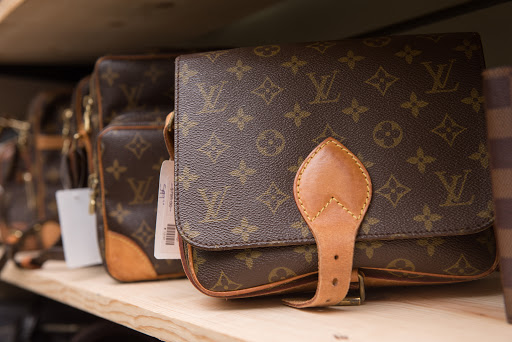 Pawn Shop «BJ Pawn & Gun», reviews and photos, 700 Florida Ave SW, Denham Springs, LA 70726, USA