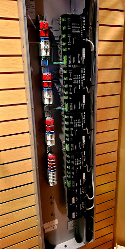 Home Audio Store «AVWORX», reviews and photos, 1090 E Cambridge Cir, Layton, UT 84040, USA