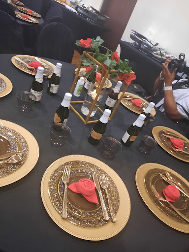 Event Venue «Gallery 611 Event Venue», reviews and photos, 611 E Main St, East Dundee, IL 60118, USA