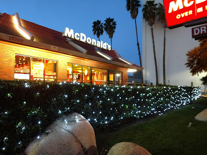 McDonald,s - 15700 Ventura Blvd, Encino, CA 91436