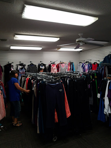Clothing Store «75% Discount», reviews and photos, 915 Gemini Ave, Duncanville, TX 75116, USA