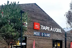 Tape à l'œil image