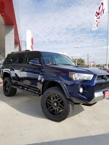 Hyundai Dealer «Red McCombs Hyundai Northwest», reviews and photos, 13663 Interstate 10 Frontage Rd, San Antonio, TX 78249, USA