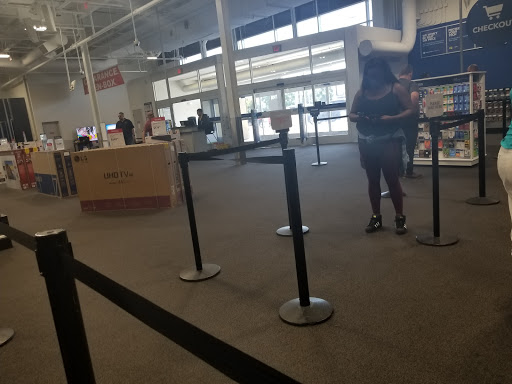 Shopping Mall «Sherwood Mall Shopping Center», reviews and photos, 5308 Pacific Ave, Stockton, CA 95207, USA