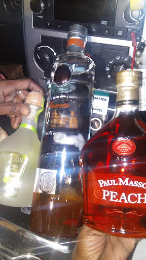 Liquor Store «Liquor Depot Express», reviews and photos, 2801 E Pioneer Pkwy #106, Arlington, TX 76010, USA