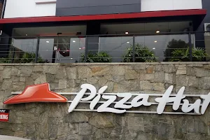 Pizza Hut - Peradeniya image