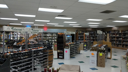 Liquor Store «Island Liquor Store», reviews and photos, 1225 E Custer Ave, Helena, MT 59601, USA