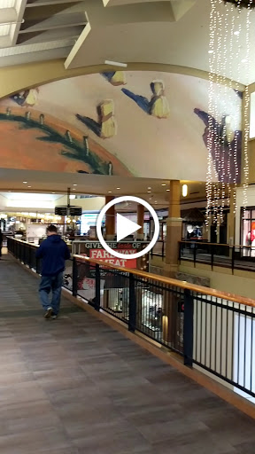 Shopping Mall «Jordan Creek Town Center», reviews and photos, 101 Jordan Creek Pkwy, West Des Moines, IA 50266, USA
