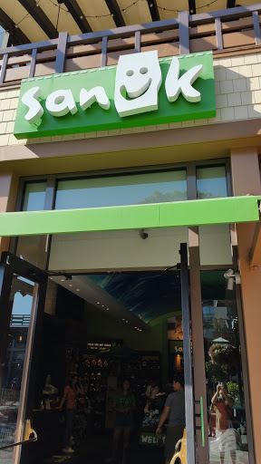 Shoe Store «Sanuk», reviews and photos, 1550 Disneyland Dr, Anaheim, CA 92802, USA