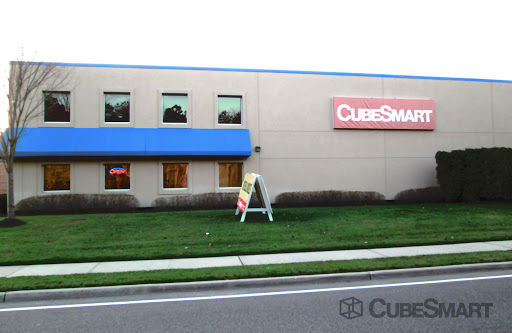 Self-Storage Facility «CubeSmart Self Storage», reviews and photos, 640 Broadway Ave, Holbrook, NY 11741, USA