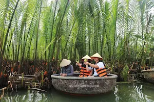 Khu di tích lịch sử văn hóa Rừng Dừa Bảy Mẫu image